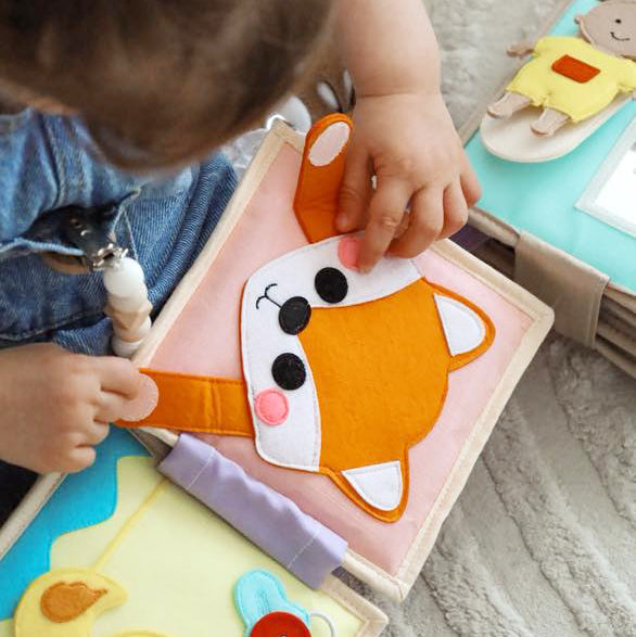 Regenbogen – 6 Seiten Mini Quiet Book